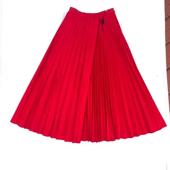 Auc NWOT $2500 Valentino Pleated Midi Skirt in True Red - Picture 16 of 16